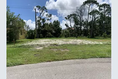 11 San Felipe, Fort Pierce, FL 34951 - Photo 3