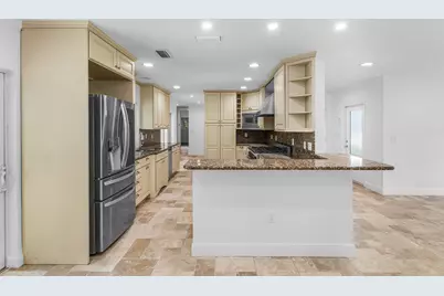 783 Valencia Drive, Boca Raton, FL 33432 - Photo 13