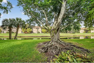 801 Harbour Pointe Way, Greenacres, FL 33413 - Photo 29