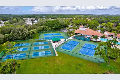 801 Harbour Pointe Way, Greenacres, FL 33413 - Photo 37