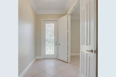10007 SW Ambrose Way, Port Saint Lucie, FL 34986 - Photo 11