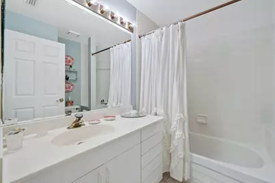 8423 Juddith Avenue, Boynton Beach, FL 33472 - Photo 15