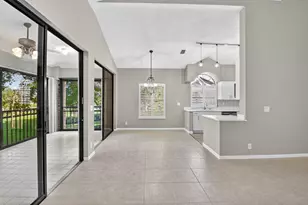 8041 Aberdeen Dr, Boynton Beach, FL 33472 - Photo 9