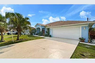 3285 SE Pinto Street, Port Saint Lucie, FL 34984 - Photo 5