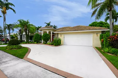 221 Cypress Trace, Royal Palm Beach, FL 33411 - Photo 3