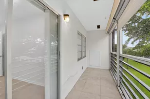 125 Brighton C, Boca Raton, FL 33434 - Photo 15