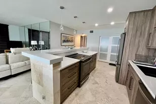 5440 N Ocean Dr, Singer Island, FL 33404 - Photo 17