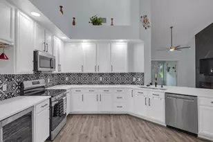 1583 SW Harbour Isles Cir, Port Saint Lucie, FL 34986 - Photo 13