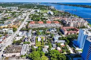 322 N Lakeside Ct, West Palm Beach, FL 33407 - Photo 3