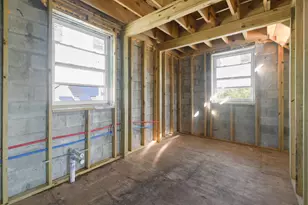 322 N Lakeside Ct, West Palm Beach, FL 33407 - Photo 25