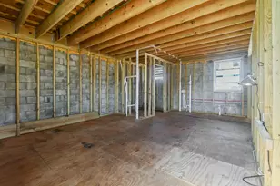 322 N Lakeside Ct, West Palm Beach, FL 33407 - Photo 27