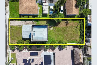 322 N Lakeside Court, West Palm Beach, FL 33407 - Photo 9