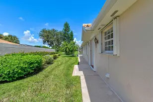 8252 SE Double Tree Dr, Hobe Sound, FL 33455 - Photo 5