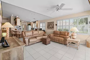 8252 SE Double Tree Dr, Hobe Sound, FL 33455 - Photo 17