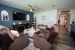 8620 Cobblestone Dr, Fort Pierce, FL 34945 - Photo 7