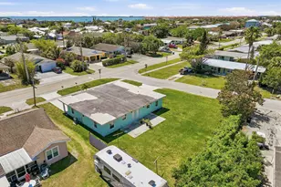 1400 Binney Dr, Fort Pierce, FL 34949 - Photo 37