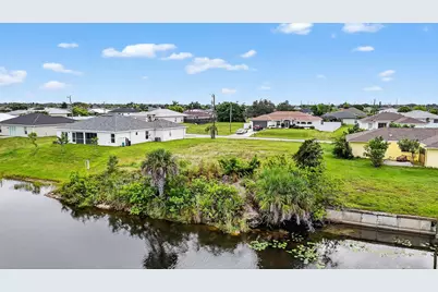 2616 NW 4th Place, Cape Coral, FL 33993 - Photo 25