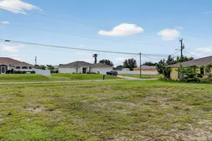 2616 NW 4th Pl, Cape Coral, FL 33993 - Photo 43