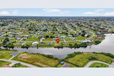 2616 NW 4th Place, Cape Coral, FL 33993 - Photo 15