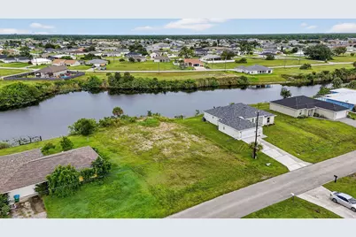 2616 NW 4th Place, Cape Coral, FL 33993 - Photo 31