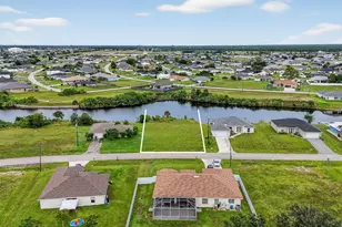 2616 NW 4th Pl, Cape Coral, FL 33993 - Photo 9