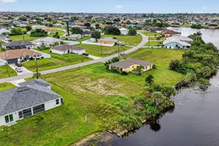 2616 NW 4th Pl, Cape Coral, FL 33993 - Photo 35