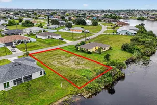 2616 NW 4th Pl, Cape Coral, FL 33993 - Photo 3