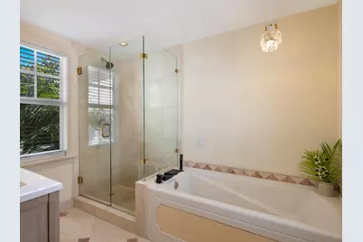 910 NE 2nd Avenue, Delray Beach, FL 33444 - Photo 41