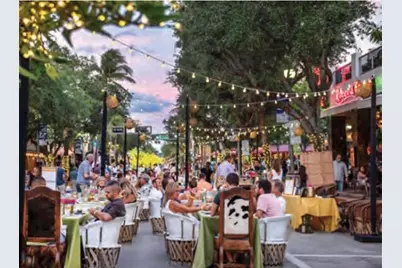 910 NE 2nd Avenue, Delray Beach, FL 33444 - Photo 65