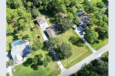 8330 Hidden Pines Road, Fort Pierce, FL 34945 - Photo 9