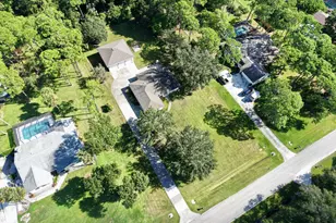 8330 Hidden Pines Rd, Fort Pierce, FL 34945 - Photo 9