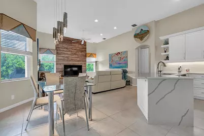 7305 Amber Falls Lane, Boynton Beach, FL 33437 - Photo 9