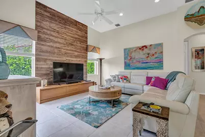 7305 Amber Falls Lane, Boynton Beach, FL 33437 - Photo 13