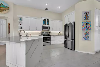 7305 Amber Falls Lane, Boynton Beach, FL 33437 - Photo 11