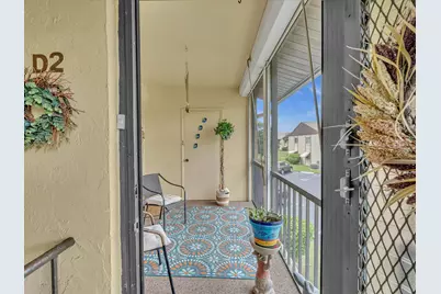 342 Pine Ridge Circle #D-2, Greenacres, FL 33463 - Photo 5