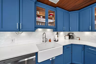 556 SE Meadow Wood Way, Stuart, FL 34997 - Photo 11