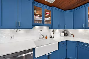 556 SE Meadow Wood Way, Stuart, FL 34997 - Photo 11