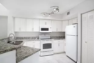 4041 San Marino Blvd, West Palm Beach, FL 33409 - Photo 9