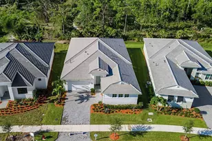 2301 SE Canopy Cove Ln, Port Saint Lucie, FL 34984 - Photo 3