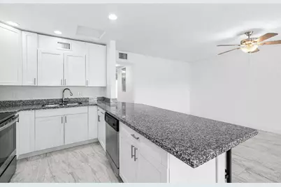 239 Ventnor Q, Deerfield Beach, FL 33442 - Photo 9