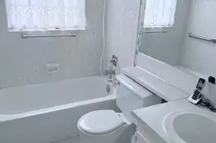 201 Ventnor M, Deerfield Beach, FL 33442 - Photo 9