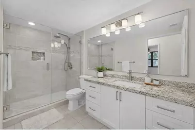 651 Okeechobee Boulevard #302, West Palm Beach, FL 33401 - Photo 11