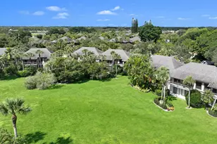 13334 Polo Club Rd, Wellington, FL 33414 - Photo 25