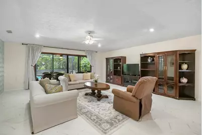 472 SE Majestic Terrace, Port Saint Lucie, FL 34983 - Photo 3