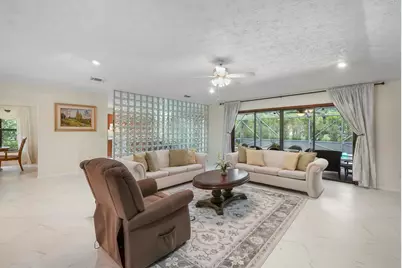 472 SE Majestic Terrace, Port Saint Lucie, FL 34983 - Photo 9