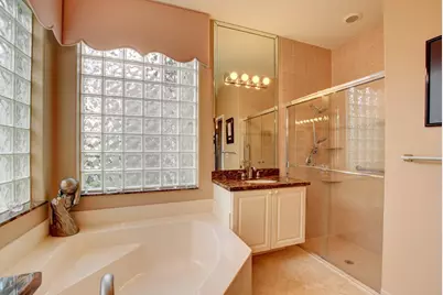 7090 Prado Lake Drive, Delray Beach, FL 33446 - Photo 19