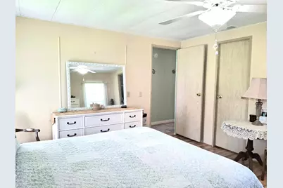 8204 W Bitterbush Lane, Port Saint Lucie, FL 34952 - Photo 11