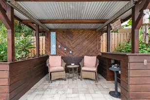 1014 W Broward St, Lantana, FL 33462 - Photo 5