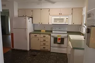7781 SE Shenandoah Dr, Hobe Sound, FL 33455 - Photo 13