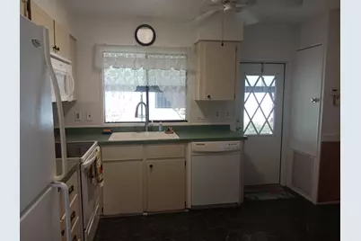 7781 SE Shenandoah Drive, Hobe Sound, FL 33455 - Photo 9